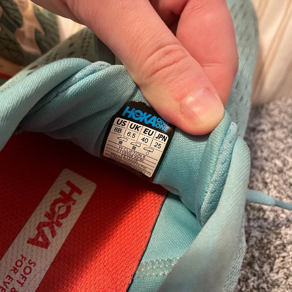 Women’s Hoka Clifton 8 - Picture 3 of 5